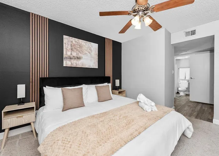 Comfy 2br Pool Gym Prime Location * Tempe