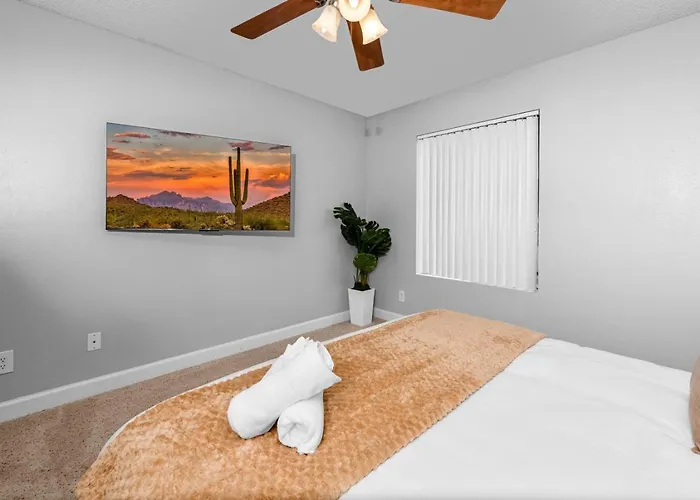 Comfy 2br Pool Gym Prime Location * Tempe